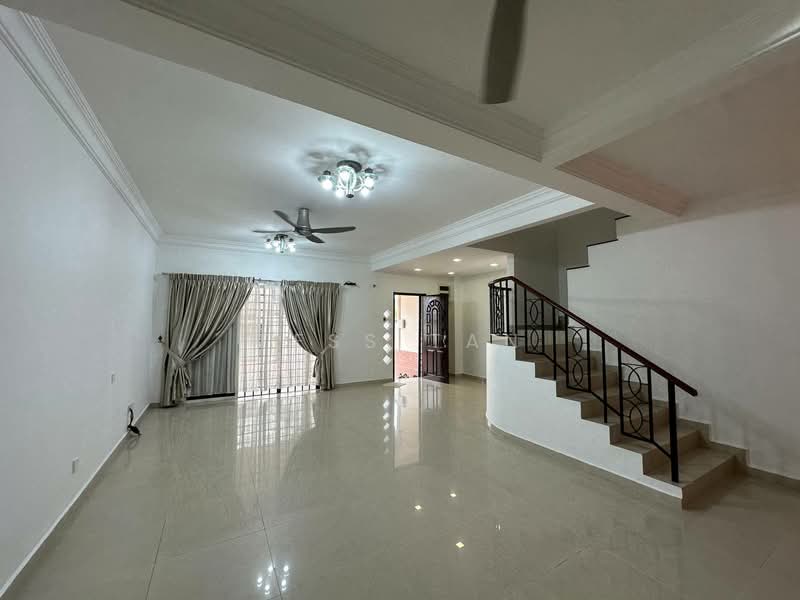Rumah Teres untuk Dijual di Klebang (Melaka) - Tess Tan - Living Room - PropertyGuru.com.my