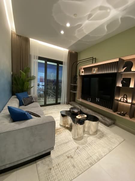Kondominium untuk Dijual di LUNAR Seputeh - Angie Fun - Living Room - PropertyGuru.com.my