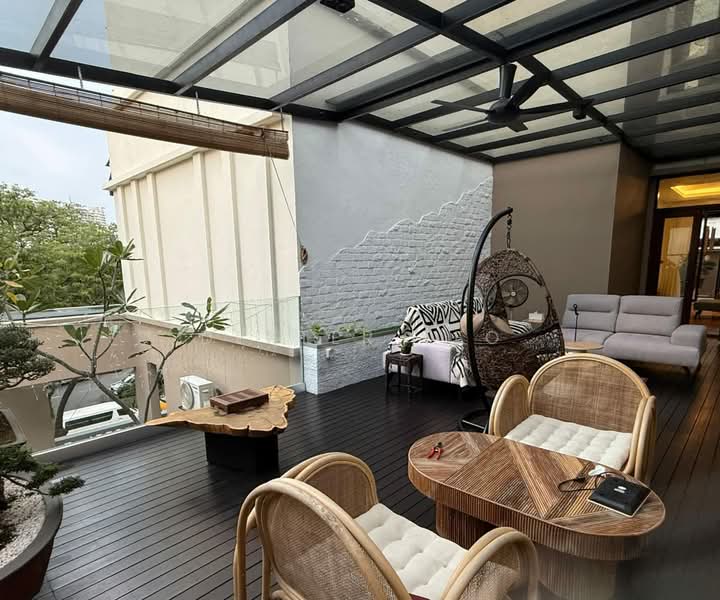 Bungalow House untuk Dijual di Mont Kiara (Kuala Lumpur) - Dexter Teo - Balcony - PropertyGuru.com.my