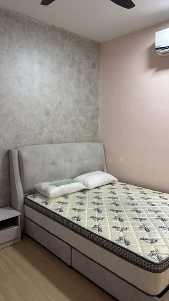 Kediaman Servis untuk Dijual di Gravit8, Klang - Lim Jeon - Bedroom - PropertyGuru.com.my