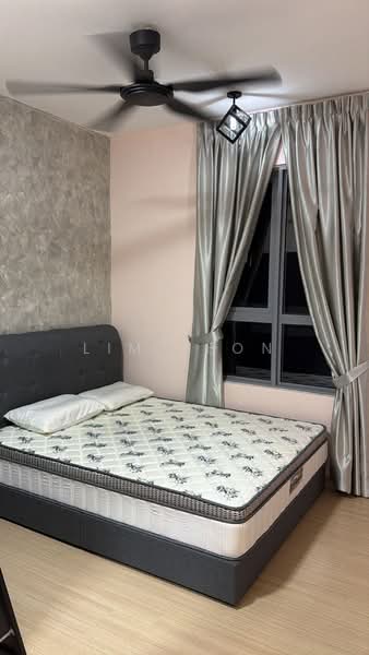 Kediaman Servis untuk Dijual di Gravit8, Klang - Lim Jeon - Bedroom - PropertyGuru.com.my