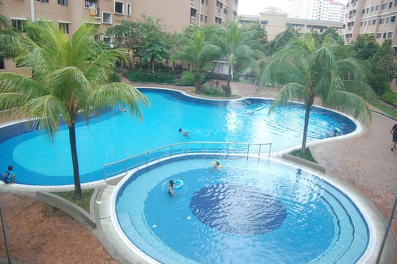 Kondominium untuk Dijual di Cengal Condominium - Hudson Tan - Pool - PropertyGuru.com.my