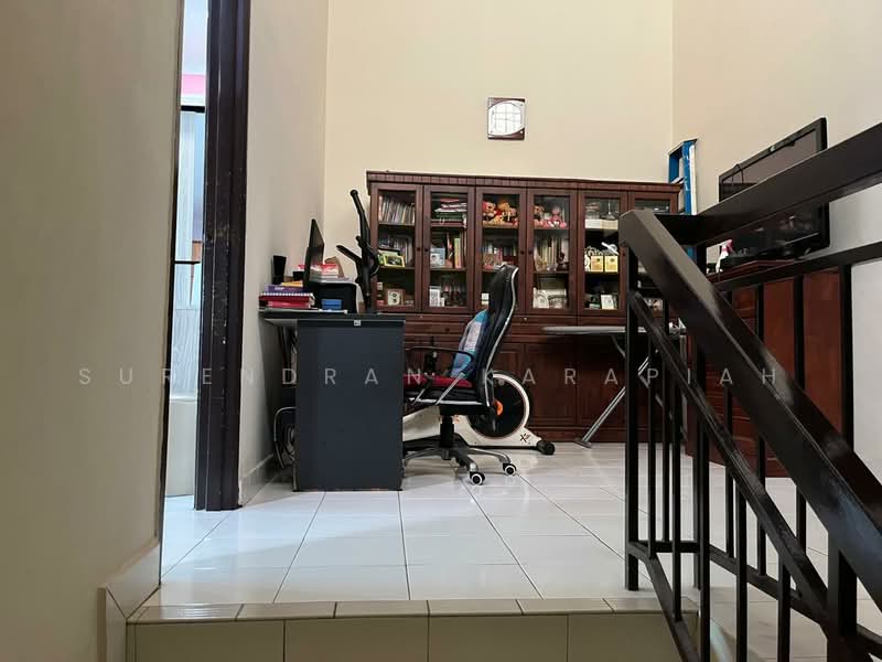 2-storey Terraced House for Sale in Bandar Bukit Tinggi 2 (Klang) - Surendran Karapiah - Study - PropertyGuru.com.my