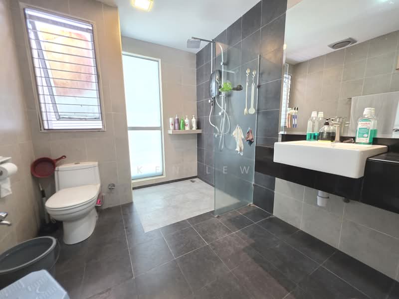 Rumah Teres 2-Tingkat untuk Dijual di Cheras (Selangor) - Ken Lew - Bathroom - PropertyGuru.com.my