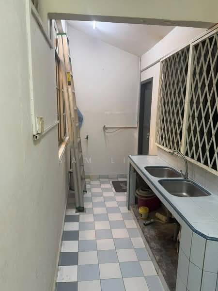 Rumah Teres 1-Tingkat untuk Disewa di Perling (Johor) - Sam Liew - Kitchen - PropertyGuru.com.my