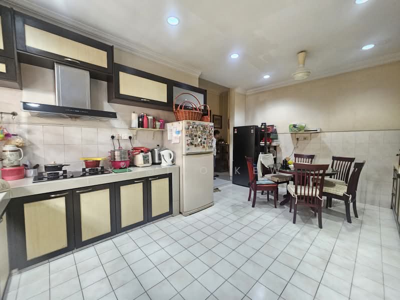 2-storey Terraced House for Sale in Alam Damai (Cheras) - Yumiko Kew - Kitchen - PropertyGuru.com.my