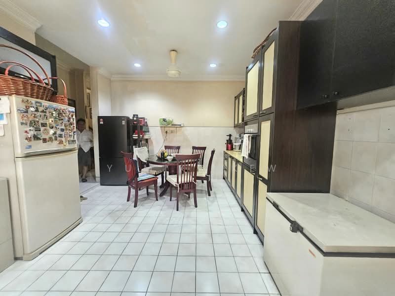 2-storey Terraced House for Sale in Alam Damai (Cheras) - Yumiko Kew - Kitchen - PropertyGuru.com.my