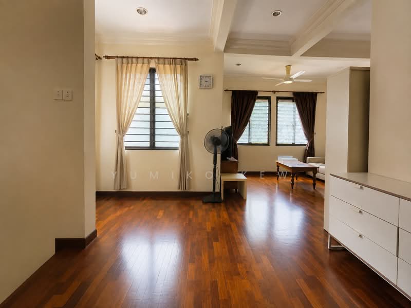 2-storey Terraced House for Sale in Alam Damai (Cheras) - Yumiko Kew - Living Room - PropertyGuru.com.my