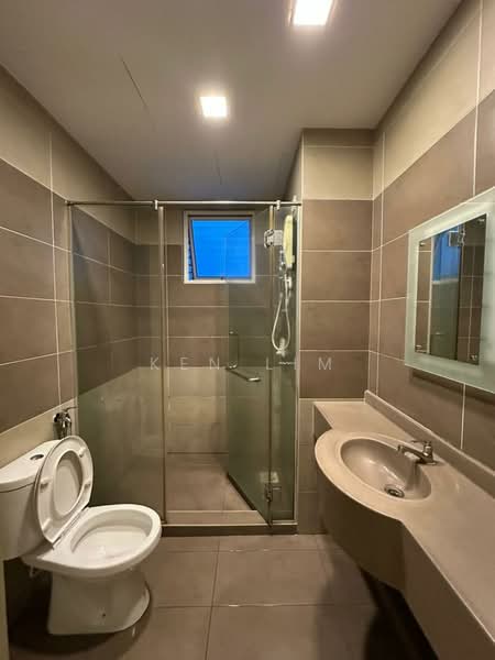 Kondominium untuk Disewa di Sg Long Residence - Ken Lim - Bathroom - PropertyGuru.com.my