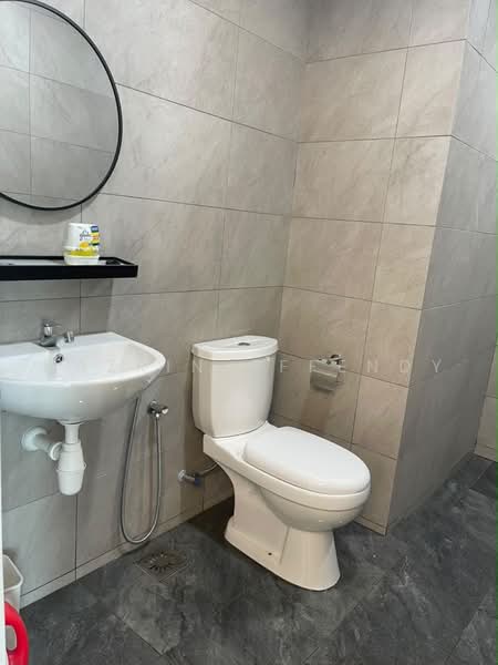 Kediaman Servis untuk Disewa di i-SOHO @ i-City - Nazrin Affendy - Bathroom - PropertyGuru.com.my