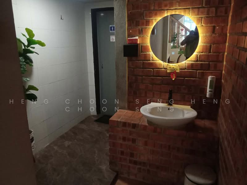 Kedai untuk Disewa di KL City Centre (Kuala Lumpur) - heng choon seng heng choon seng - Bathroom - PropertyGuru.com.my