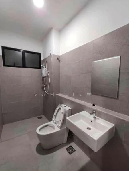2-storey Terraced House for Rent in Johor Bahru (Johor) - Sam Liew - Bathroom - PropertyGuru.com.my