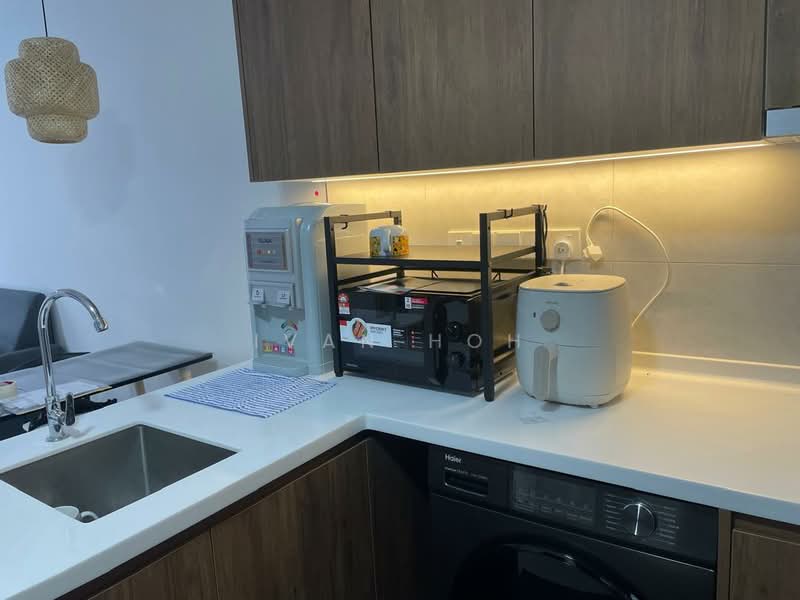 Service Residence for Rent at Quinn Residence - Ivan Hoh - Kitchen - PropertyGuru.com.my