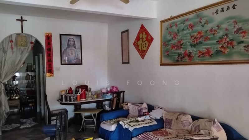 Rumah Teres 2-Tingkat untuk Dijual di Taman Rawang Perdana (Rawang) - Louis Foong - Living Room - PropertyGuru.com.my