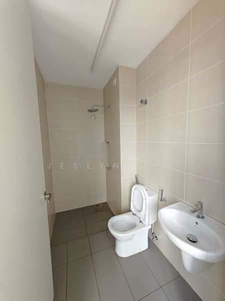 Rumah Bandar untuk Dijual di 16 Sierra (Puchong) - Jeslyn Tan - Bathroom - PropertyGuru.com.my
