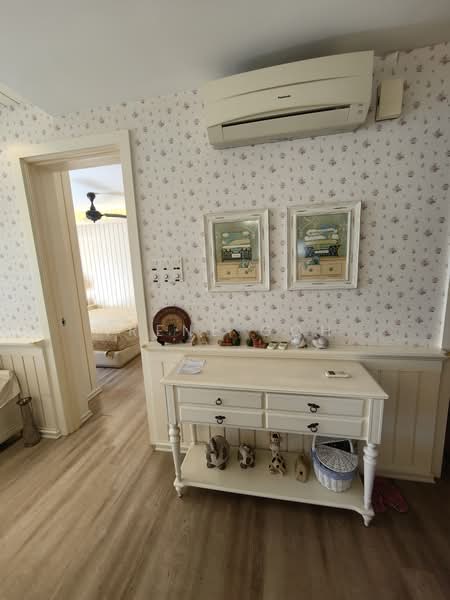 Kondominium untuk Disewa di Marina Tower (Ratu Mutiara) - Irene Goh - Bedroom - PropertyGuru.com.my