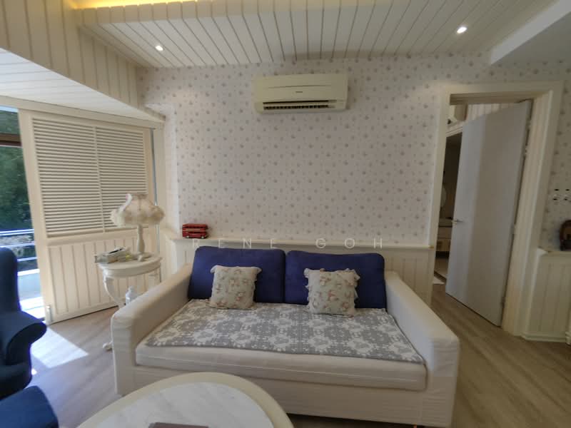 Kondominium untuk Disewa di Marina Tower (Ratu Mutiara) - Irene Goh - Living Room - PropertyGuru.com.my