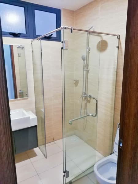 Service Residence for Rent at Crescent Bay Suites (Teluk Bayu) - Sam Liew - Bathroom - PropertyGuru.com.my