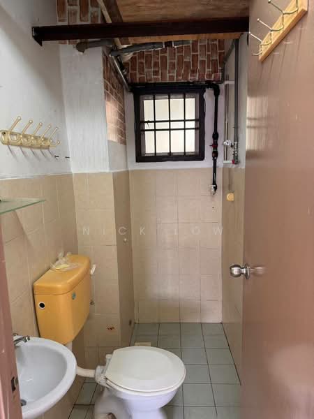 Apartment for Rent at Sri Selera Court Apartment - Nick Low - Bathroom - PropertyGuru.com.my