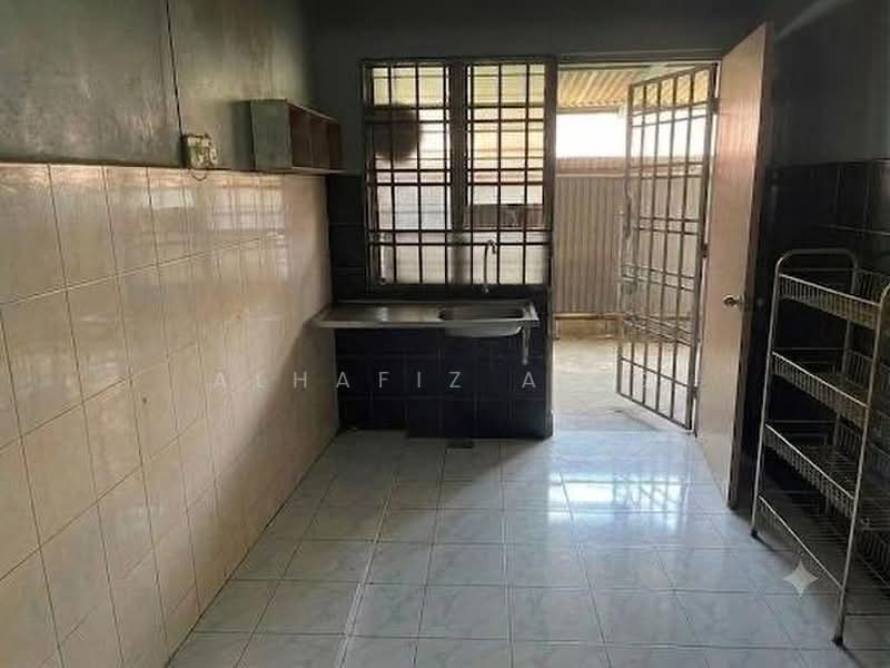 Rumah Teres 1-Tingkat untuk Dijual di Taman Sri Saujana (Kota Tinggi) - ALHAFIZ AZIS - Kitchen - PropertyGuru.com.my