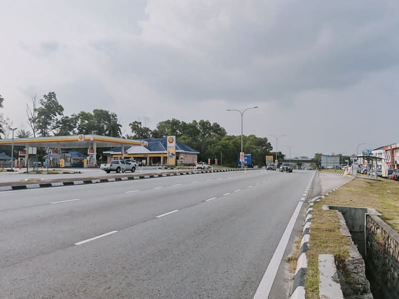 Shop / Office for Sale in Taman Bestari Indah (Ulu Tiram) - Crystal Tan - Exterior - PropertyGuru.com.my