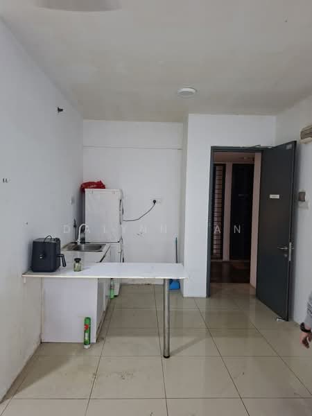 Kediaman Servis untuk Disewa di Menara Suria (V12) - Dalynn Tan - Kitchen - PropertyGuru.com.my