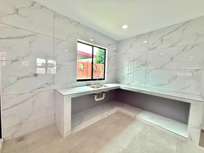 1-storey Terraced House for Sale in Taman Puteri Wangsa (Ulu Tiram) - Calvin Lee - PropertyGuru.com.my