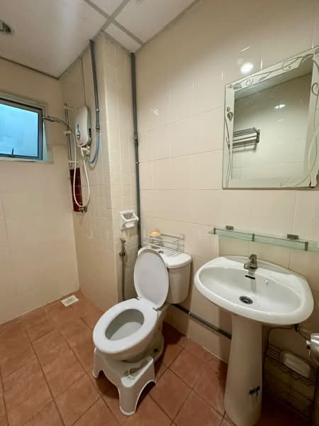 Kediaman Servis untuk Disewa di Metropolitan Square - Jinn Lee - Bathroom - PropertyGuru.com.my