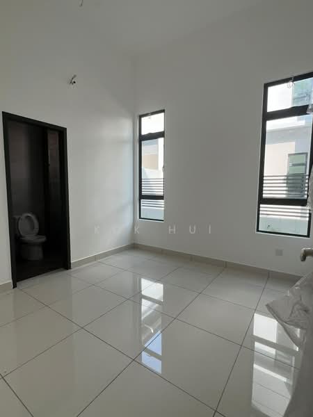 Cluster House for Sale in Taman Impian Emas (Skudai) - Kok Hui - Interior - PropertyGuru.com.my