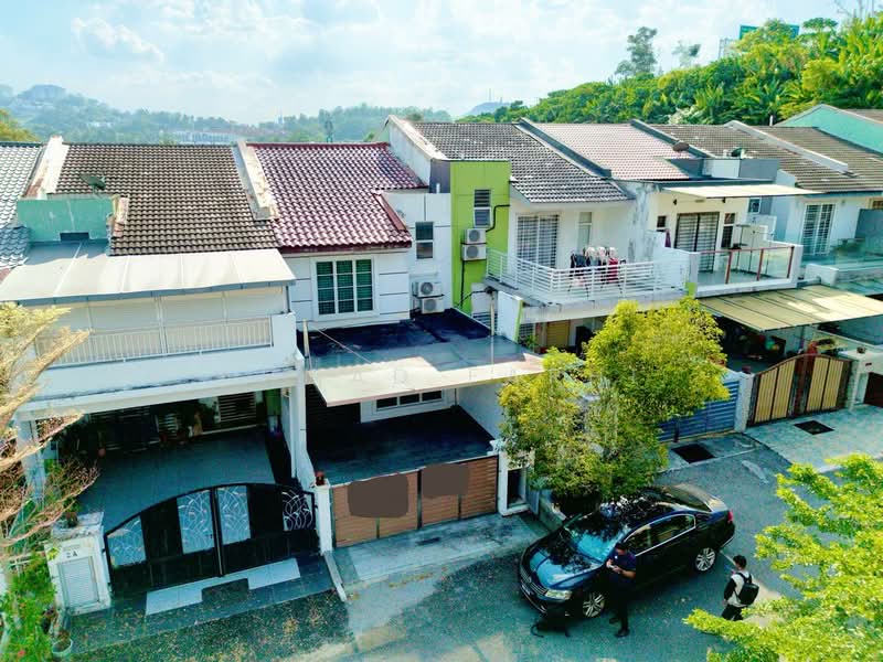 Rumah Teres 2-Tingkat untuk Dijual di Ukay Perdana (Ulu Kelang) - Ahmad Farhi - Exterior - PropertyGuru.com.my