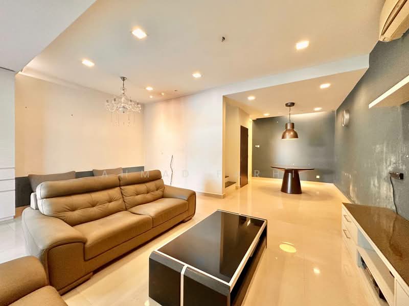 Rumah Teres 2-Tingkat untuk Dijual di Ukay Perdana (Ulu Kelang) - Ahmad Farhi - Living Room - PropertyGuru.com.my