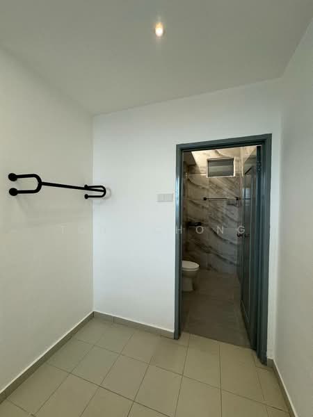 Pangsapuri untuk Disewa di Lake View Suites - Tony Chong - Bathroom - PropertyGuru.com.my