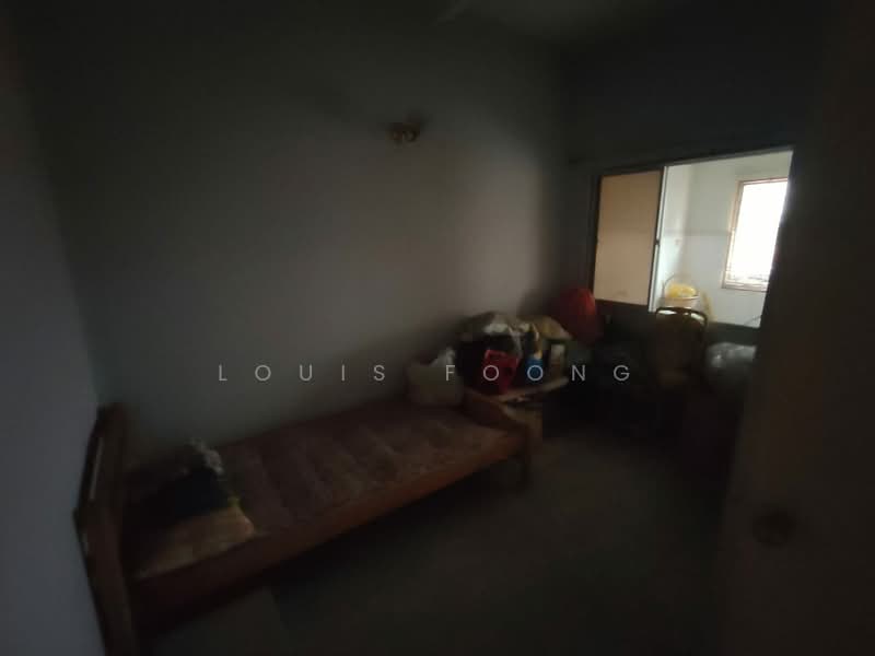 2-storey Terraced House for Sale in Bandar Sri Damansara (Selangor) - Louis Foong - Bedroom - PropertyGuru.com.my