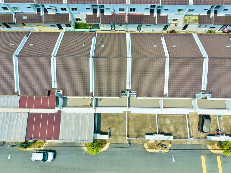 Rumah Teres untuk Dijual di Bukit Rahman Putra (Sungai Buloh) - Ahmad Farhi - Exterior - PropertyGuru.com.my
