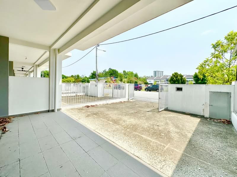 Rumah Teres untuk Dijual di Bukit Rahman Putra (Sungai Buloh) - Ahmad Farhi - Exterior - PropertyGuru.com.my