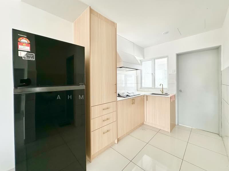 Rumah Teres untuk Dijual di Bukit Rahman Putra (Sungai Buloh) - Ahmad Farhi - Kitchen - PropertyGuru.com.my