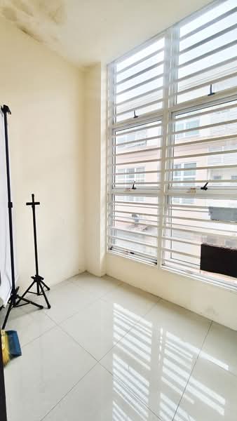 Office for Rent in Kuching (Sarawak) - Nga Eng Tiong - Interior - PropertyGuru.com.my