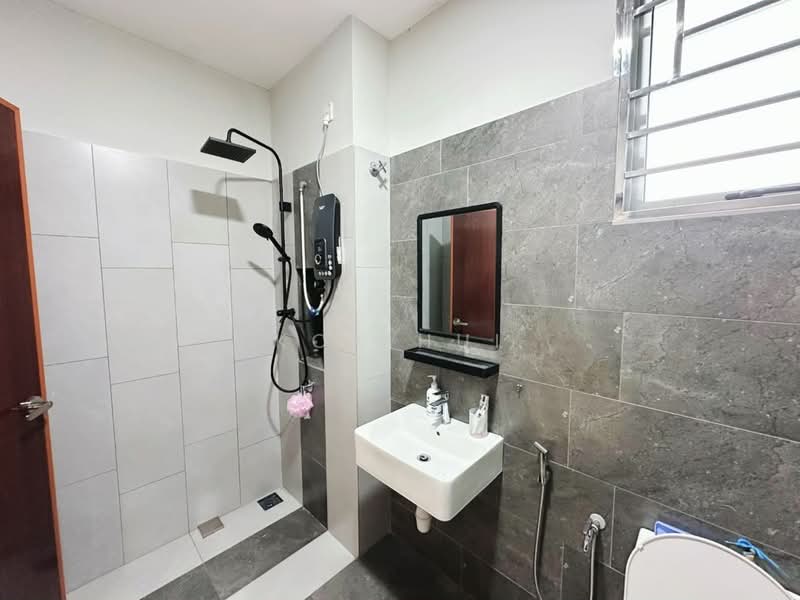 Rumah Teres 2-Tingkat untuk Dijual di Taman Impian Emas (Skudai) - Kok Hui - Bathroom - PropertyGuru.com.my