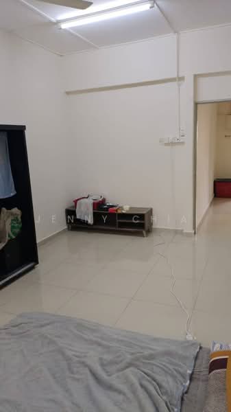 Shop for Rent in Taman Sri Jelok (Kajang) - Jenny Chia - Living Room - PropertyGuru.com.my