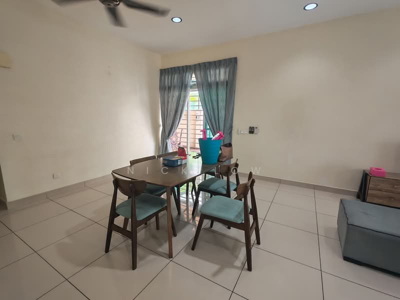 Cluster House for Rent in Nusa Duta (Iskandar Puteri (Nusajaya)) - Nick Low - Dining Room - PropertyGuru.com.my
