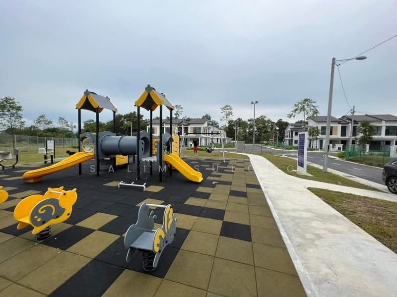 2-storey Terraced House for Sale in Rawang (Selangor) - Salim Sulong - Exterior - PropertyGuru.com.my