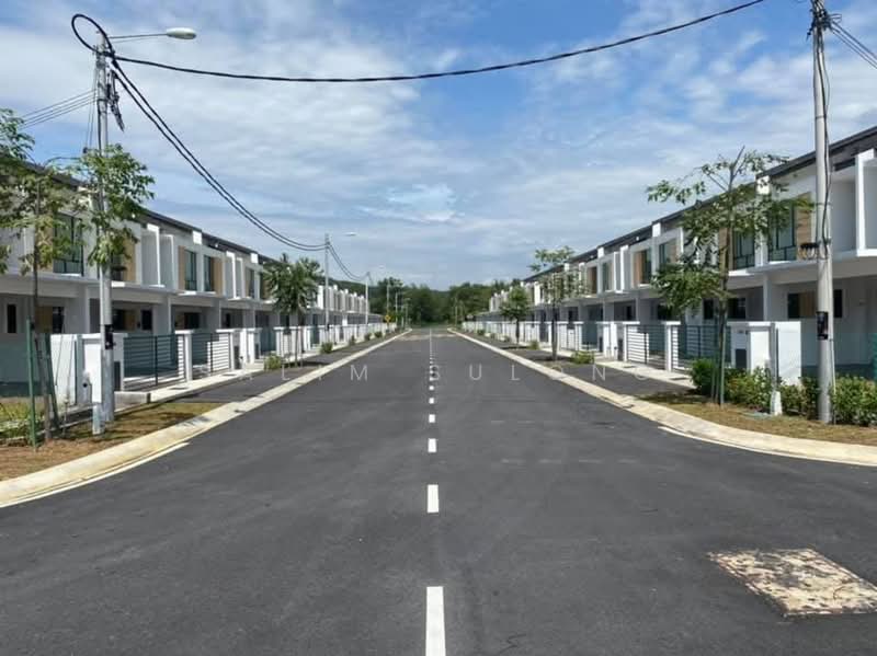 2-storey Terraced House for Sale in Rawang (Selangor) - Salim Sulong - Exterior - PropertyGuru.com.my