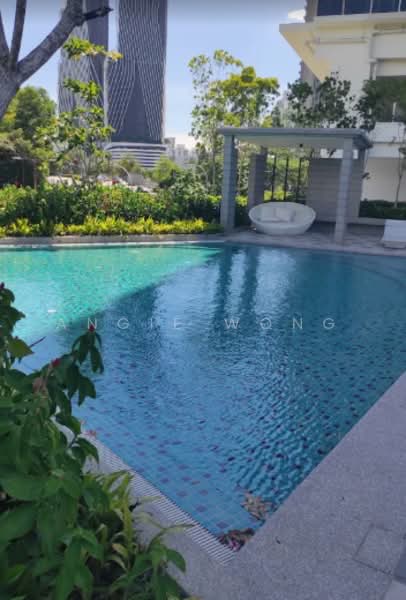 Kediaman Servis untuk Dijual di Met 1 Residences - Angie Wong - Pool - PropertyGuru.com.my