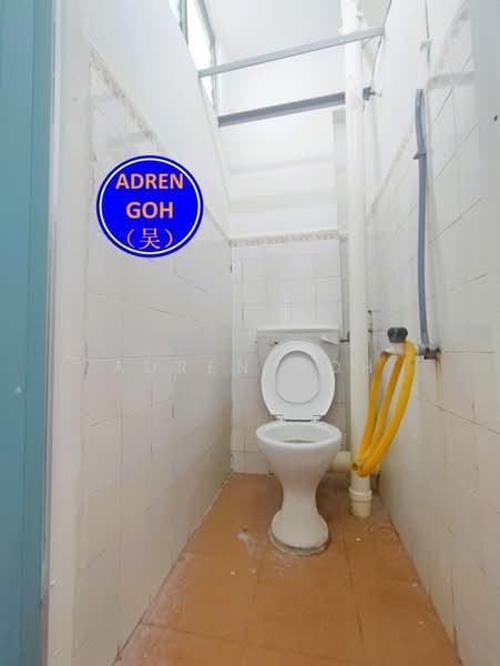 Flat for Rent at Taman Terubong Indah (Majestic Heights) - Adren Goh - Bathroom - PropertyGuru.com.my