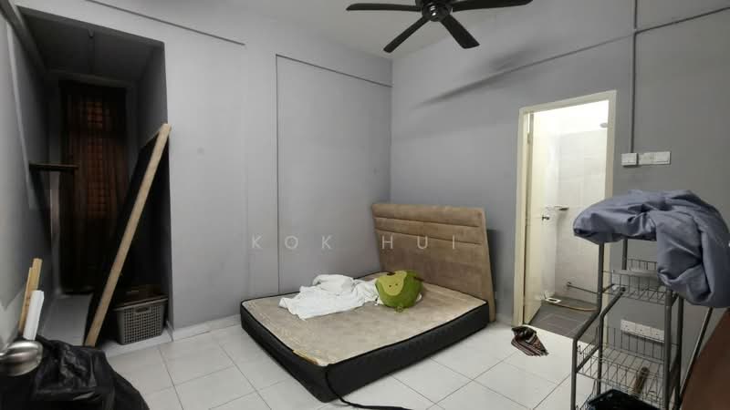 Rumah Kluster untuk Dijual di Taman Pulai Mutiara (Iskandar Puteri (Nusajaya)) - Kok Hui - Bedroom - PropertyGuru.com.my