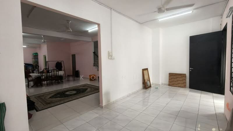 Rumah Kluster untuk Dijual di Taman Pulai Mutiara (Iskandar Puteri (Nusajaya)) - Kok Hui - Living Room - PropertyGuru.com.my