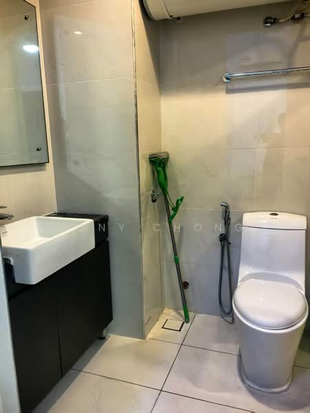 Condominium for Rent at Royal Strand @ Country Garden Danga Bay - Tony Chong - Bathroom - PropertyGuru.com.my