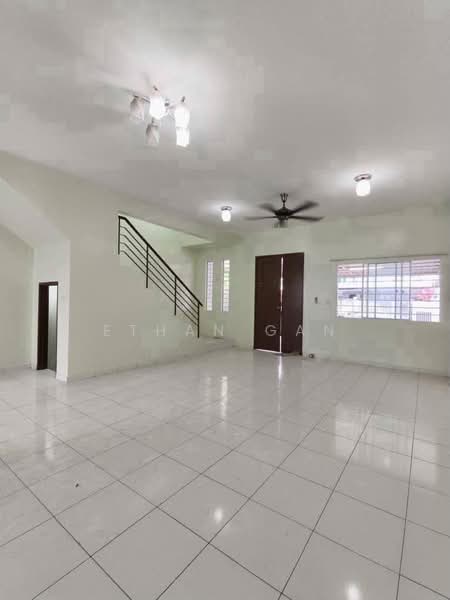 Rumah Teres 2-Tingkat untuk Dijual di Austin (Johor Bahru) - Ethan Gan - Living Room - PropertyGuru.com.my