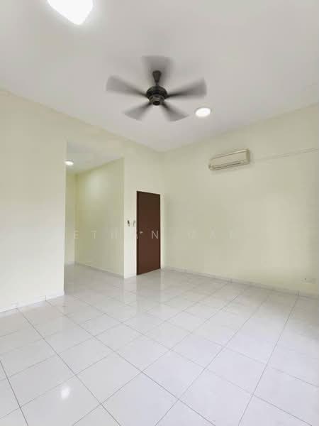 Rumah Teres 2-Tingkat untuk Dijual di Austin (Johor Bahru) - Ethan Gan - Living Room - PropertyGuru.com.my