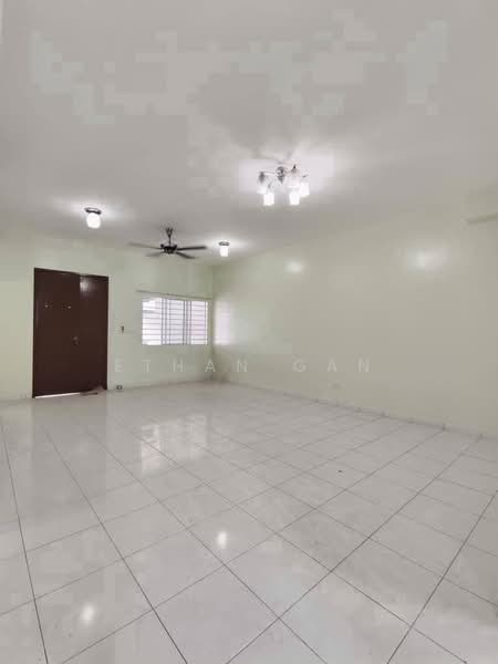 Rumah Teres 2-Tingkat untuk Dijual di Austin (Johor Bahru) - Ethan Gan - Living Room - PropertyGuru.com.my